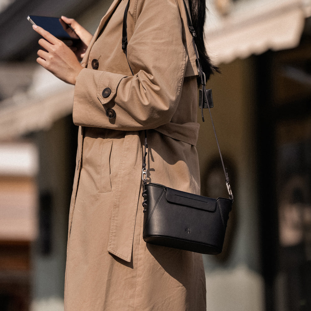 OneGo Classic Crossbody Mobile Bag