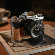 Leather Camera Case (For FujiFilm）