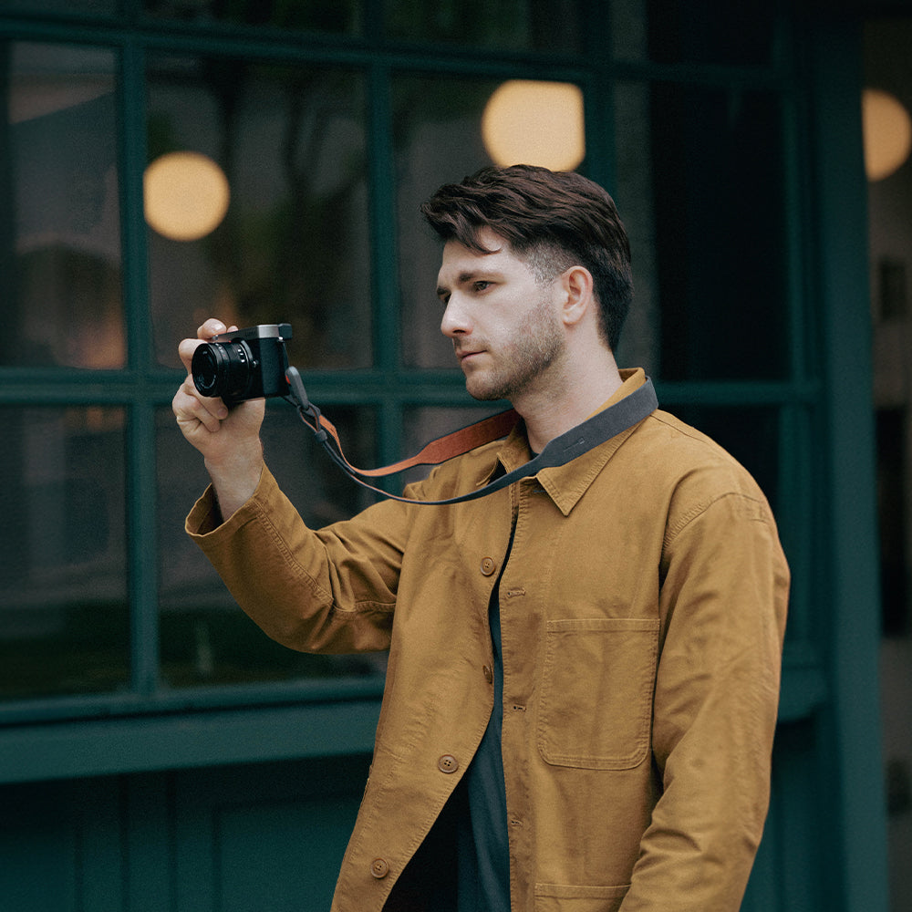 Camera Shoulder Strap Air-Retro Style：Sleek retro design for stylish, effortless shooting.