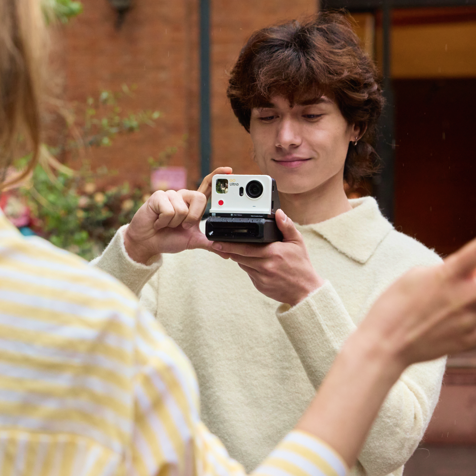 Capture diverse moments with the GO Ultra FunCam Case Kit.
