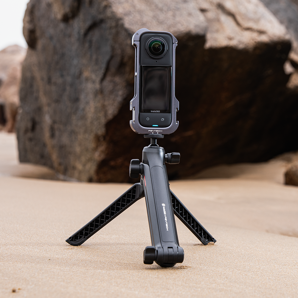 Insta360 X4 Camera Cage：Tailor-made for Insta360 X4