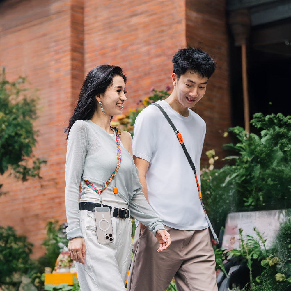 The LinkGo Phone Photography Strap(Webbing)-lifestyle