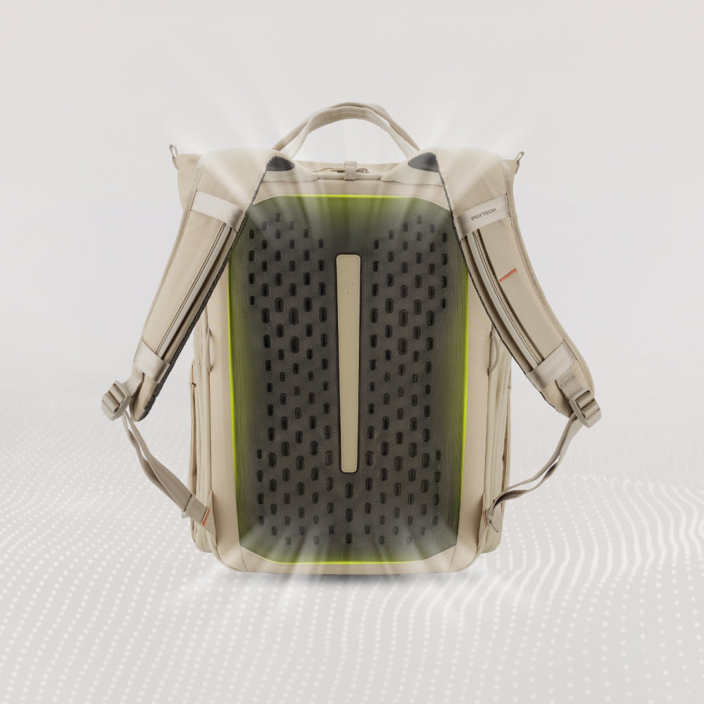 The OneGo Roamer Tote Backpack features the Airfoam carrying system for ergonomic support.
