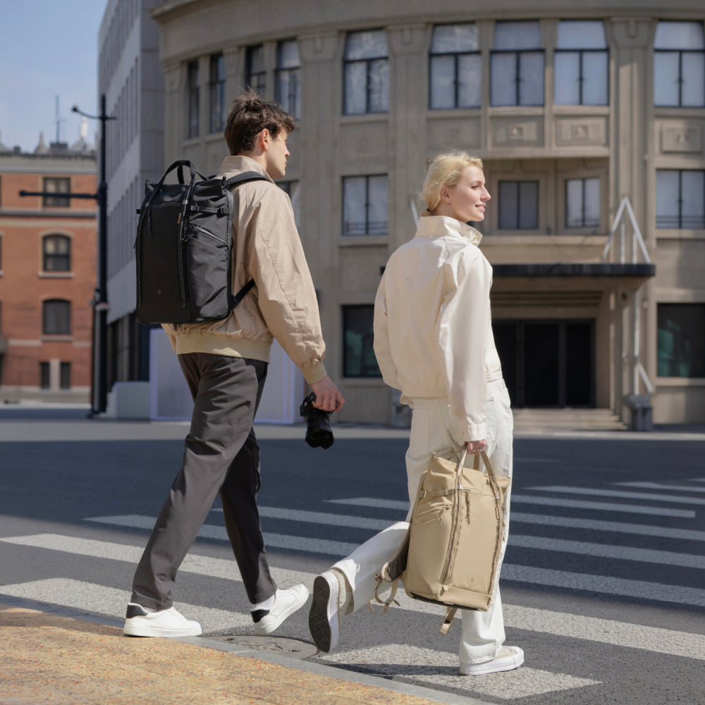 The OneGo Roamer Tote Backpack lets you switch between backpack and tote mode effortlessly.