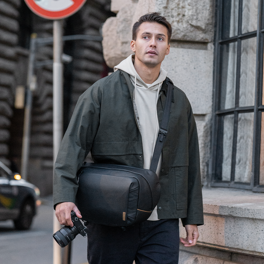 Exploring the city with the OneGo Solo V2.