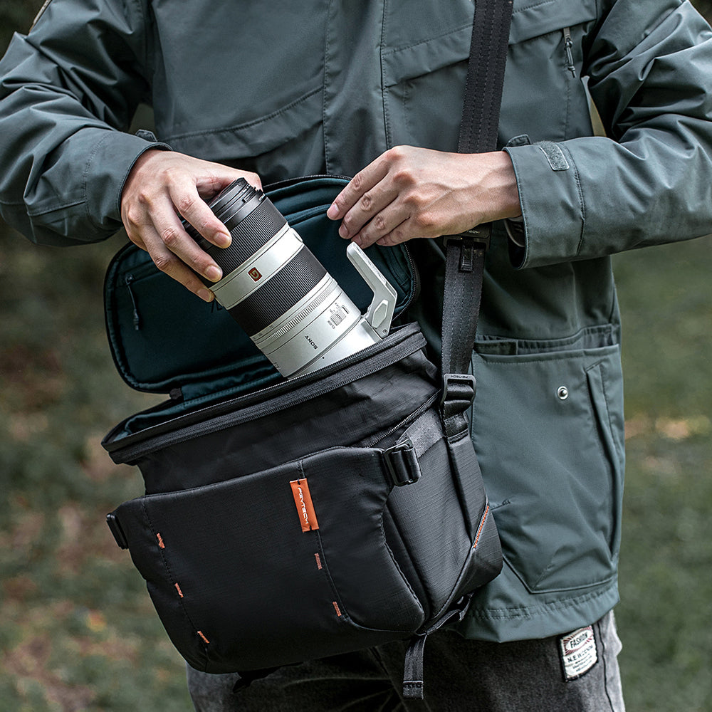 The OneMo Sling Features an Expandable Main Sleeve.