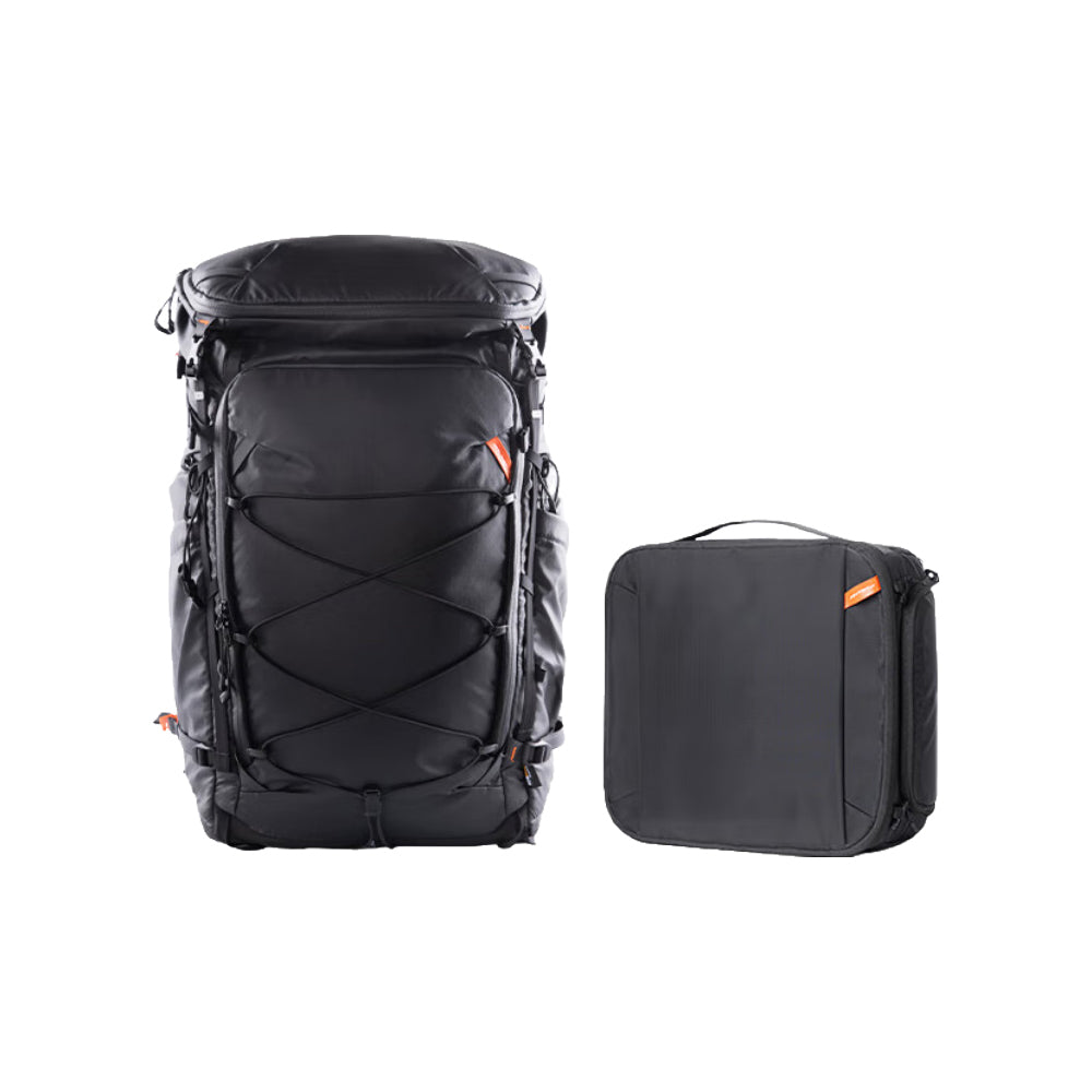 30L (Space Black) + Camera Insert M