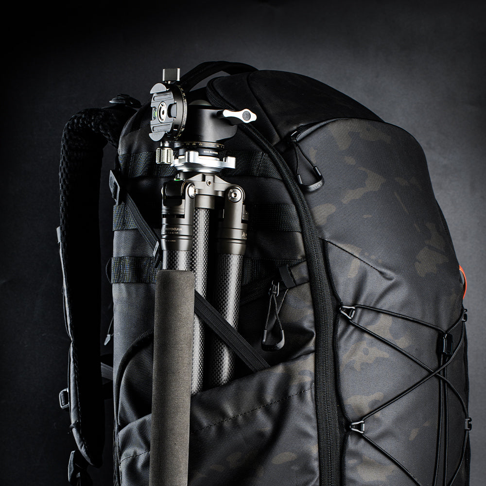 OnePro ST Backpack: Multi-functional side pockets for water bottles, tripods or folding stools.