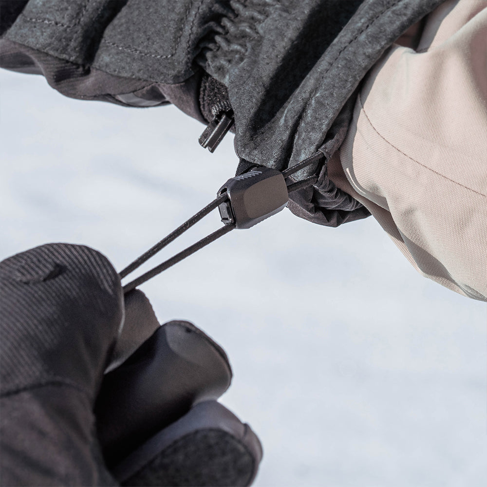 Adjustable Windproof Cuffs of the photography gloves