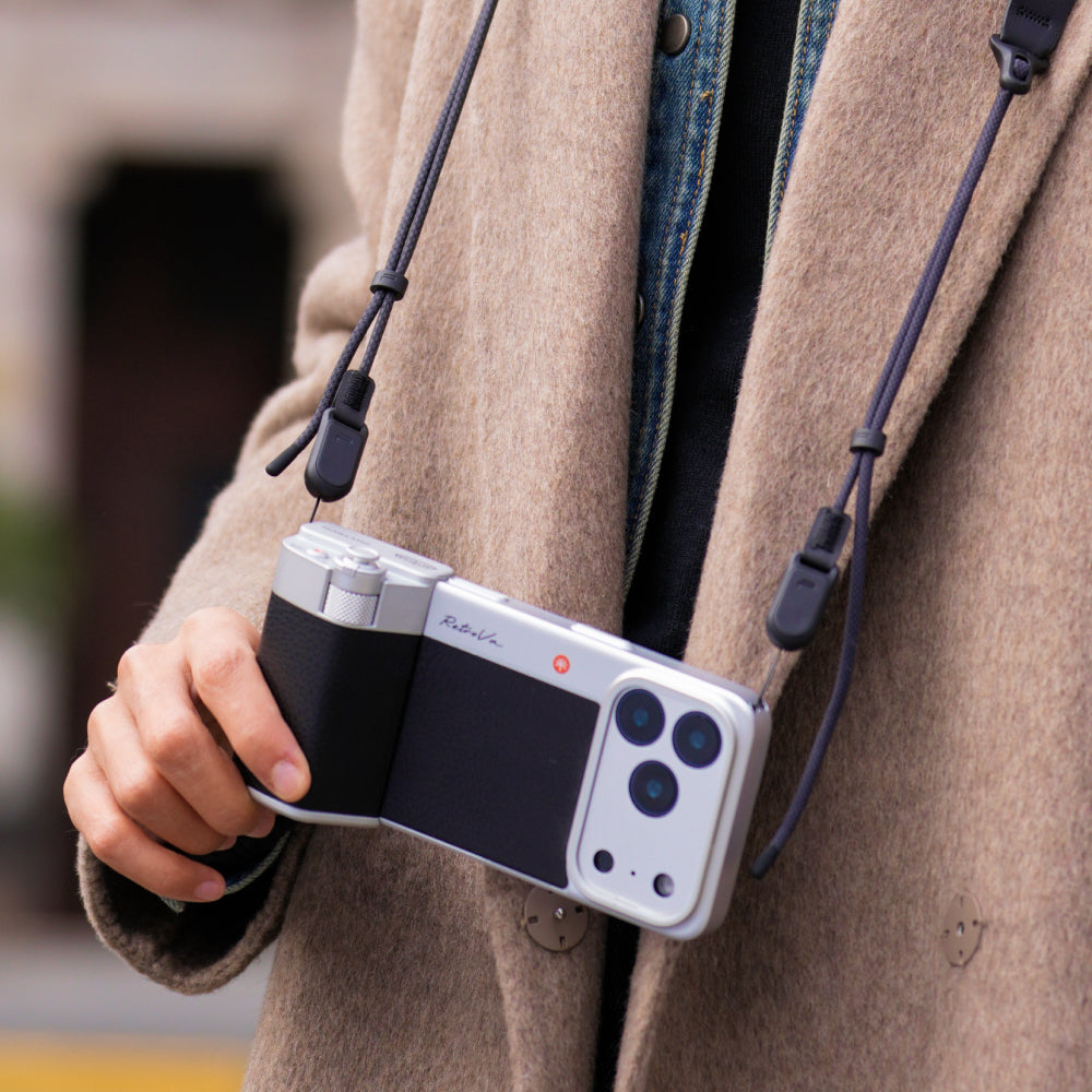 Using instantly Wearable Strap  included in RetroVa All-in-one Ultimate Gift Set， making a neck convenience.