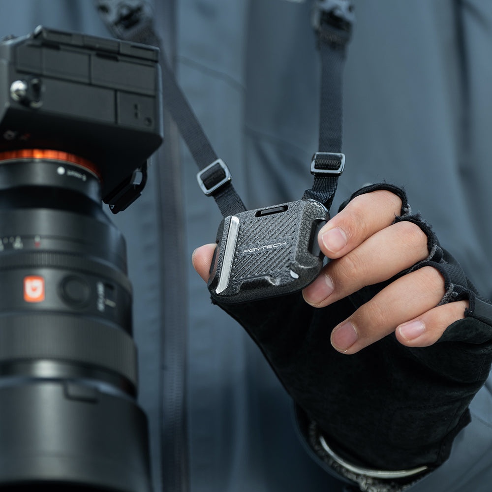 Shoulder Strap Quick Release Clamp & Plate: Unique dual-button unlocking system prevents accidental releases, ensuring enhanced safety