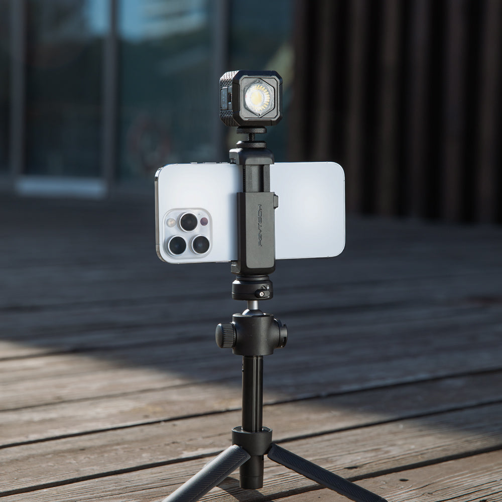 Versatile Smartphone Holder：Universal Adaptation and Rich Expansion