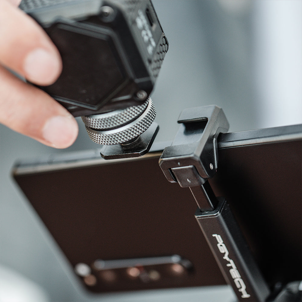 mini-phone-holder-The cold shoe mount on top allows you to mount accessories such as mics and lights.