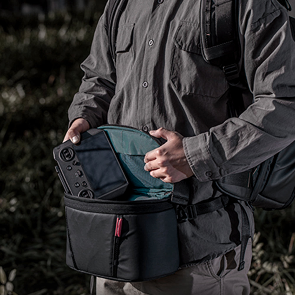 Use OneMo 2 Backpack Shoulder bag  as waist bag