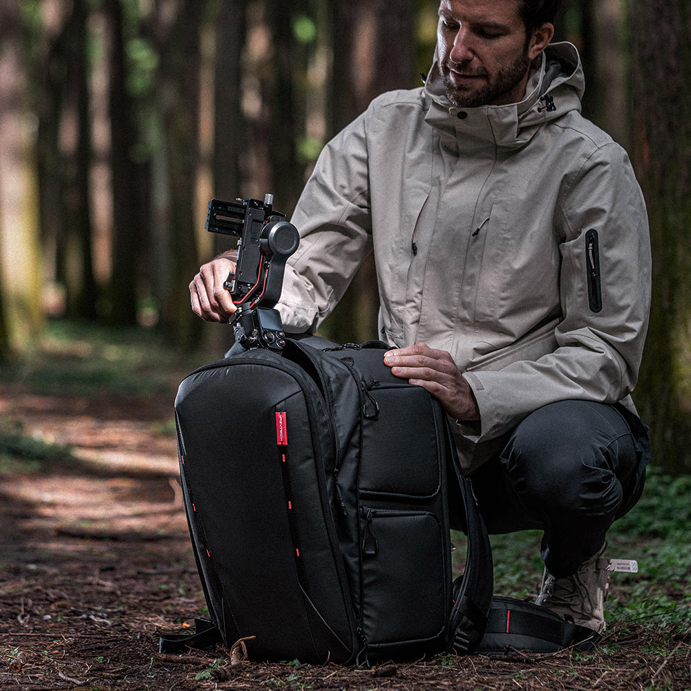 OneMo 2 backpack features a spacious front compartment.